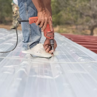 Roof-installation-with-roofing-screws-and-bonding-washers