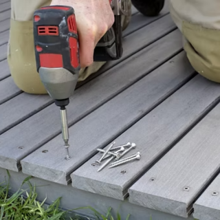 decking-screw-deck-board