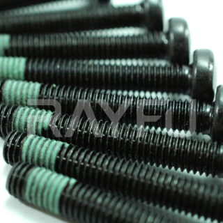 machine-screws-with-threadlocker